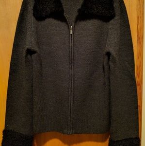 Zip up cardigan w fuzzy trim